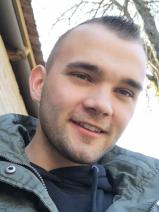 Sziasztok! Patrik vagyok. Komoly keszüi párkereső nők jelentkezését várom.