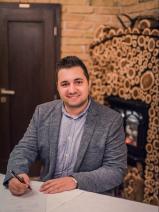 Sziasztok! András vagyok. Fiatal százhalombattai párkereső lányokkal chatelnék.