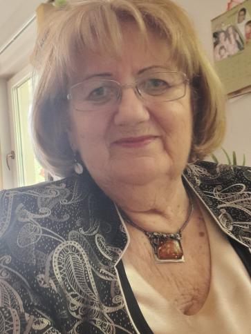 Vali, 76 éves Budapest III. kerületi társkereső nő profil fotója