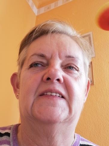 Ági, 64 éves poroszlói társkereső nő profil fotója