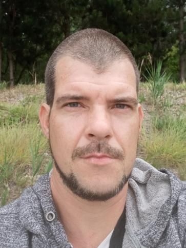 László, 39 éves bálványosi társkereső férfi profil fotója