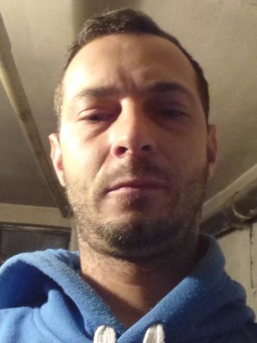 Janos, 39 éves öttevényi társkereső férfi profil fotója
