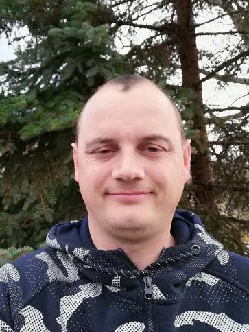 Mihály, 44 éves tápiószőlősi társkereső férfi profil fotója
