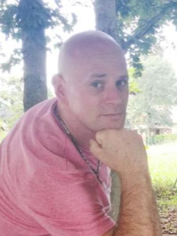 Gyula, 44 éves körmendi társkereső férfi profil fotója
