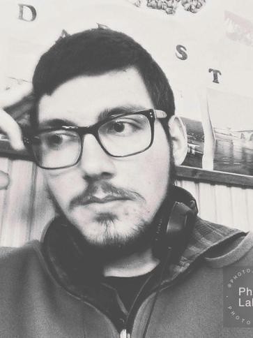 Mihály, 27 éves nagyhalászi társkereső férfi profil fotója