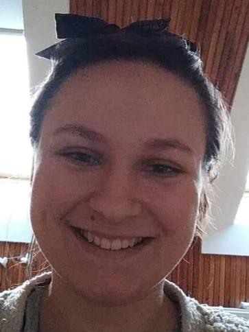 Zsani, 27 éves ausztriai társkereső nő profil fotója