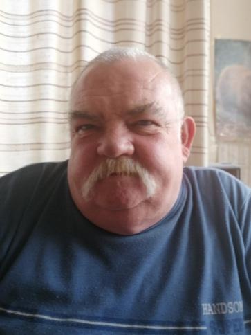 Pál, 65 éves csobánkai társkereső férfi profil fotója