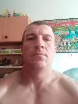 Sziasztok! Csaba vagyok. Komoly pákai párkereső nők jelentkezését várom.