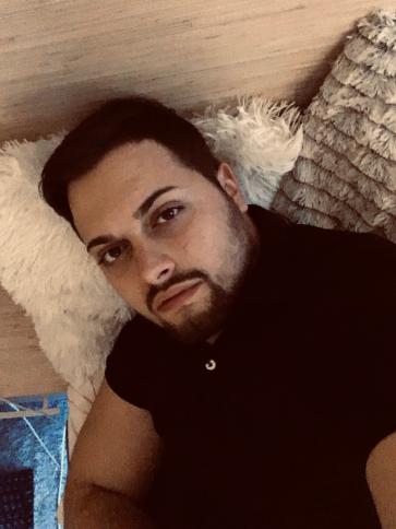 Roland, 27 éves Budapest V. kerületi társkereső férfi profil fotója