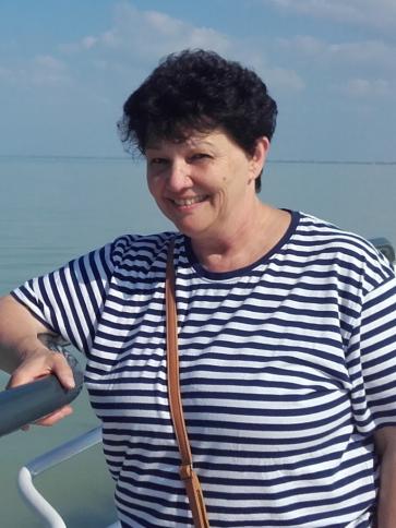 Mónika, 59 éves gárdonyi társkereső nő profil fotója