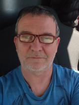 Sziasztok! Csaba vagyok. Ingyenesen megismerhető turai nőkkel randiznék.