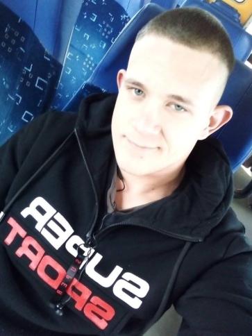 István, 26 éves kerepesi társkereső férfi profil fotója