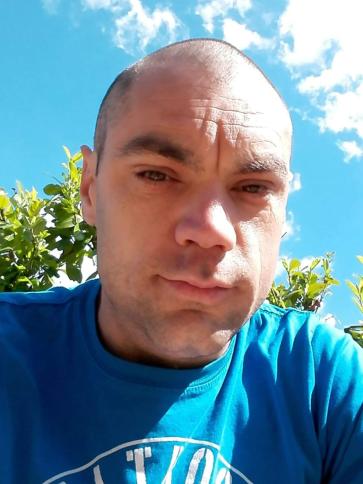 Bolla, 42 éves bejcgyertyánosi társkereső férfi profil fotója