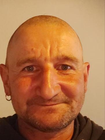 István, 48 éves balatonboglári társkereső férfi profil fotója