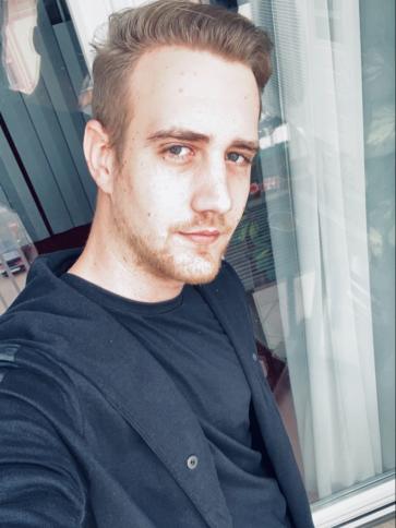 Dominik, 31 éves mohácsi társkereső férfi profil fotója