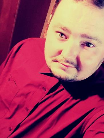Husy, 30 éves füzesgyarmati társkereső férfi profil fotója