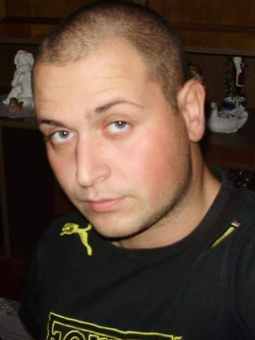 Kovács, 36 éves szentlőrinci társkereső férfi profil fotója Kovács, 36 éves szentlőrinci társkereső férfi profil fotója