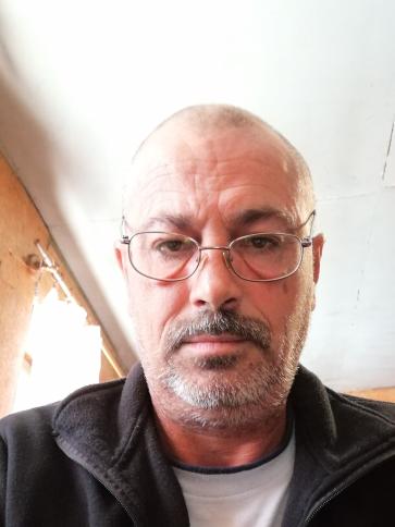 Csaba, 54 éves szentlőrinci társkereső férfi profil fotója