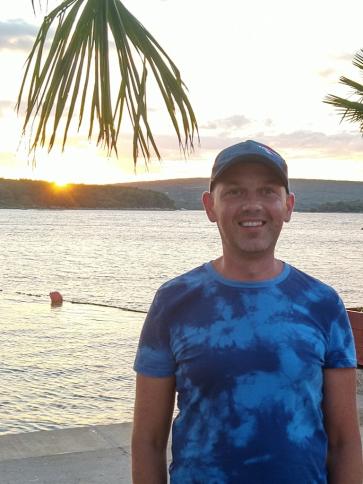 János, 41 éves váci társkereső férfi profil fotója