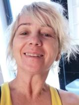 Sziasztok! Gabriella vagyok. Komoly tinnyei társkereső férfiak jelentkezését várom.