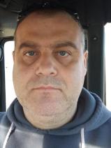 Sziasztok! Attila vagyok. Online keceli randizni vágyó nők kattinsatok a kedvenc gombra.