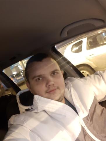 Patrik, 29 éves bükkaranyosi társkereső férfi profil fotója