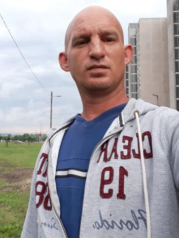 Attila, 44 éves jászberényi társkereső férfi profil fotója