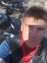 Sziasztok! Nándor vagyok. Online szatymazi randizni vágyó nők kattinsatok a kedvenc gombra.