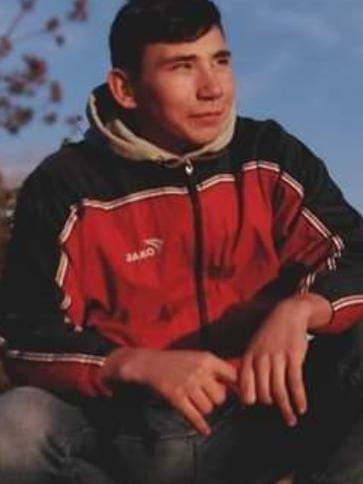 Dominik, 24 éves hosszúpályi társkereső férfi profil fotója