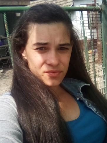 Stella, 29 éves hódmezővásárhelyi társkereső nő profil fotója