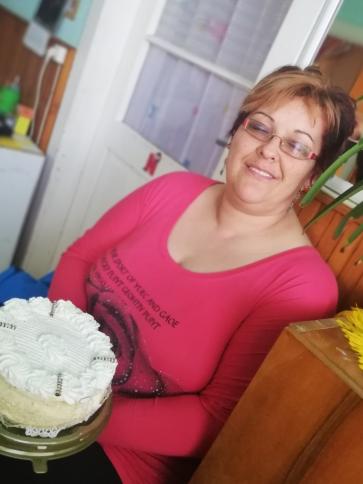 Enikő, 46 éves tápiógyörgyei társkereső nő profil fotója
