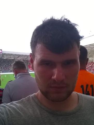 Zoltán, 31 éves bárándi társkereső férfi profil fotója