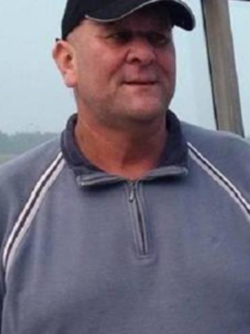 Róbert, 58 éves kazincbarcikai társkereső férfi profil fotója