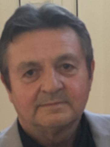 László, 62 éves szombathelyi társkereső férfi profil fotója László, 62 éves szombathelyi társkereső férfi profil fotója