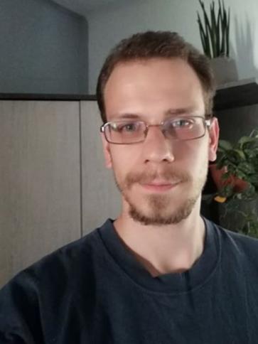 Andor, 38 éves gombai társkereső férfi profil fotója