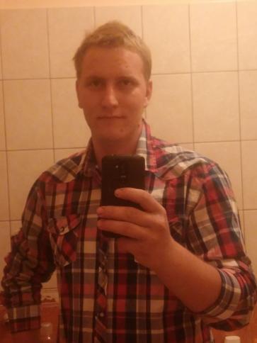 Varga, 31 éves piliscsabai társkereső férfi profil fotója