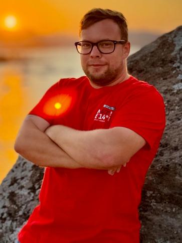 Tibor, 25 éves kecskeméti társkereső férfi profil fotója