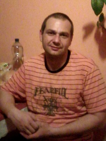 Zsolt, 48 éves hevesaranyosi társkereső férfi profil fotója