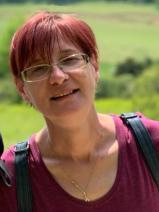Sziasztok! Adrienn vagyok. Online budakeszi randizni vágyó férfiak jelöljetek kedvencnek.