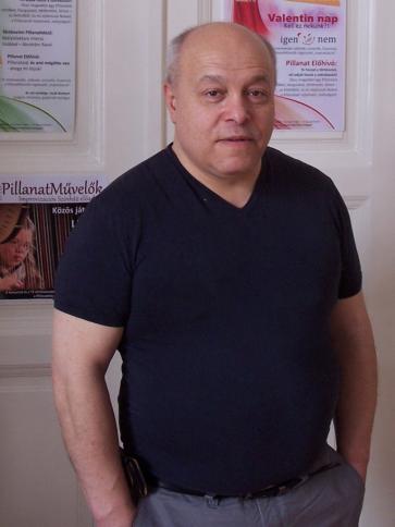 János, 74 éves Budapest II. kerületi társkereső férfi profil fotója