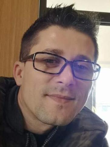 Zoltán, 40 éves lőrinci társkereső férfi profil fotója