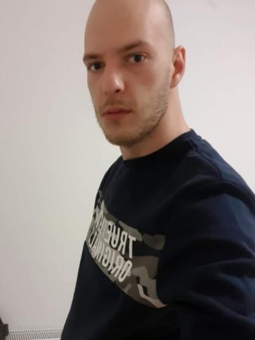 István, 31 éves hévízi társkereső férfi profil fotója