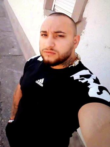 József, 30 éves aszalói társkereső férfi profil fotója