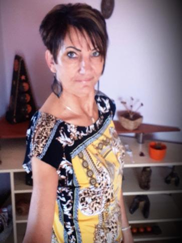 Etelka, 55 éves kazincbarcikai társkereső nő profil fotója