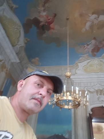 Imre, 55 éves pócsmegyeri társkereső férfi profil fotója