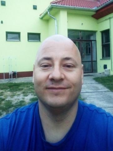 Zoltán, 48 éves bakonytamási társkereső férfi profil fotója