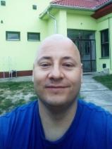 Sziasztok! Zoltán vagyok. Komoly bakonytamási párkereső nők jelentkezését várom.