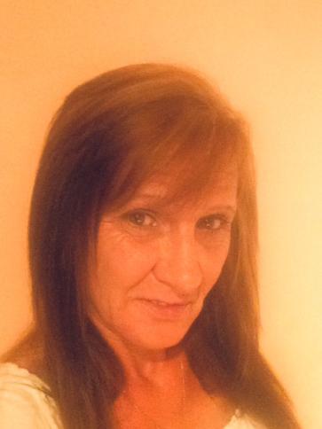 Aranka, 60 éves jászberényi társkereső nő profil fotója