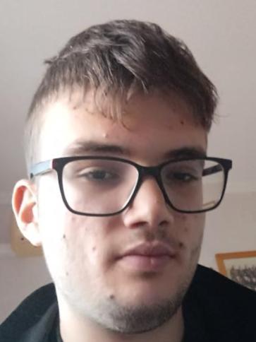 Attila, 26 éves hajdúnánási társkereső férfi profil fotója Attila, 26 éves hajdúnánási társkereső férfi profil fotója