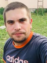 Sziasztok! Lajos vagyok. Komoly bakonyszombathelyi párkereső nők jelentkezését várom.